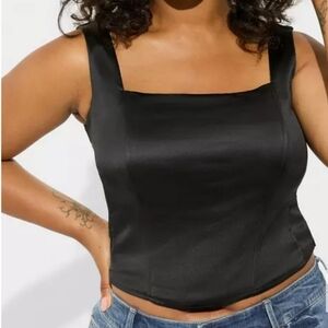 Torrid 🖤  bnwt black corset top (#31)